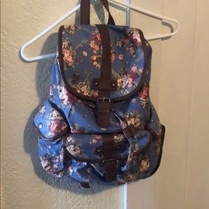 Olsenboye Floral Bookbag
